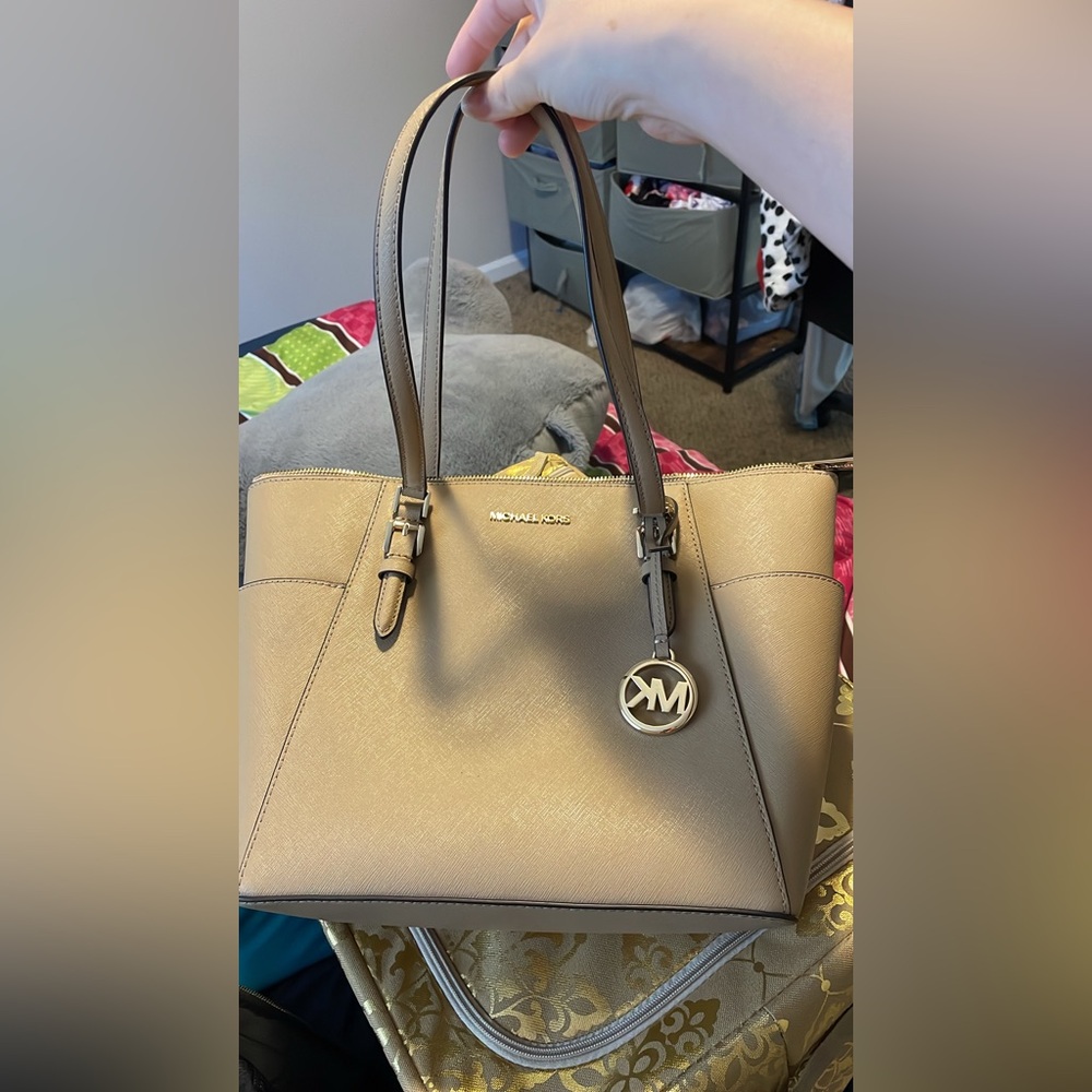 Mk purse